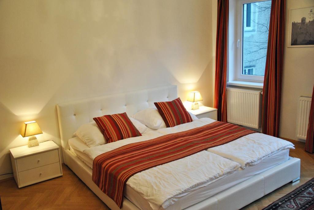 Schoenbrunn Park Apartement เวียนนา ภายนอก รูปภาพ