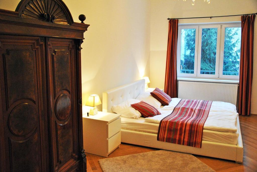 Schoenbrunn Park Apartement เวียนนา ภายนอก รูปภาพ